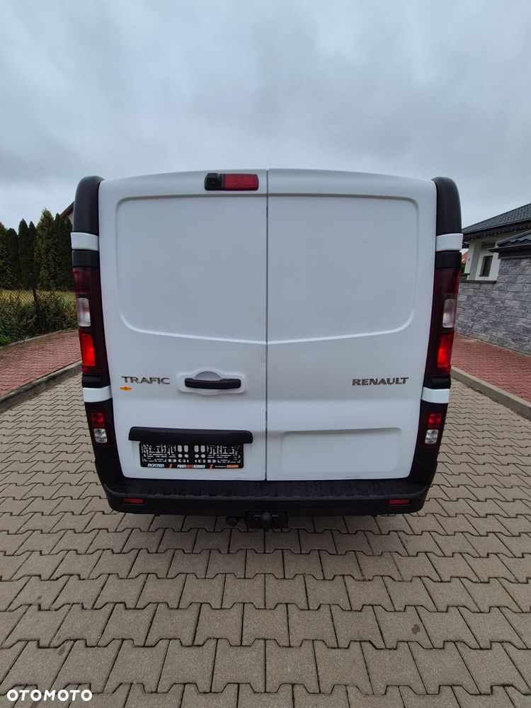 Renault Trafic Long 2016r 115Koni Nawi Kamera Klima Super stan 100% Bezwypadkowy - 4