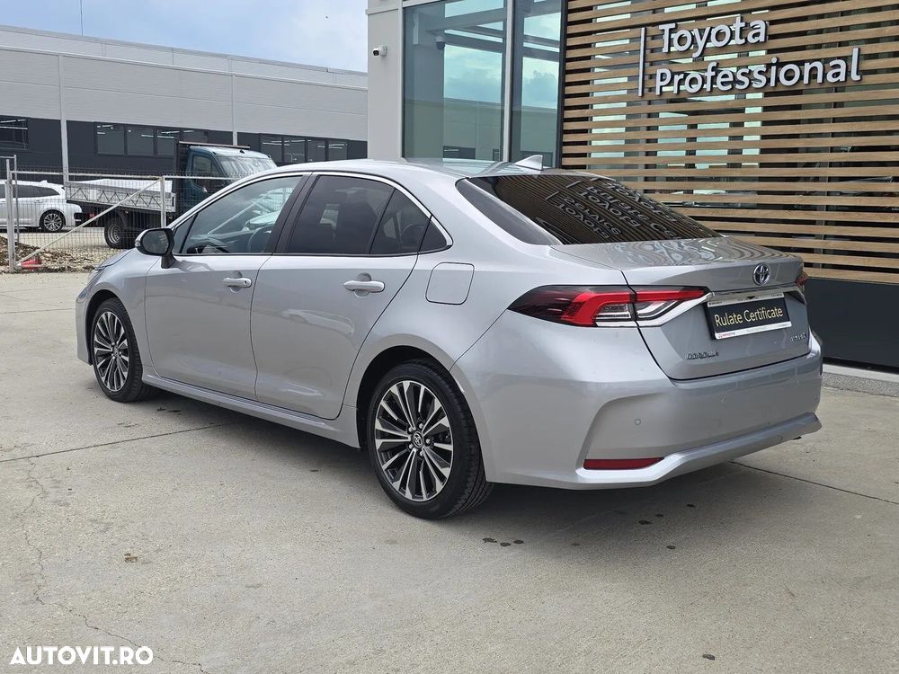 Toyota Corolla - 6