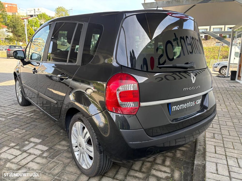 Renault Modus 1.5 dCi Dynamique S - 2