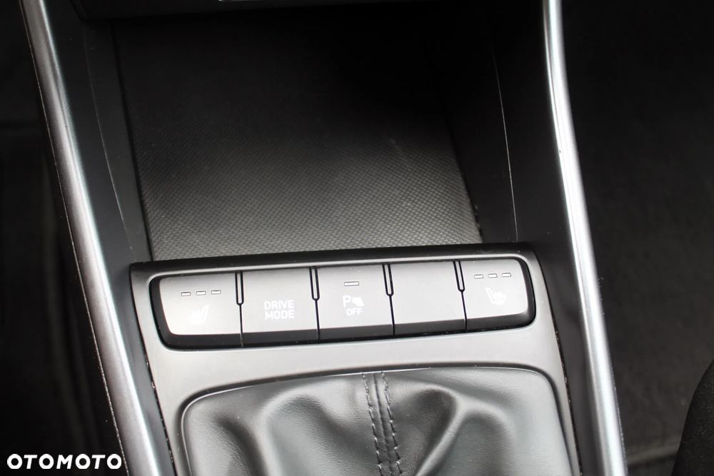 Hyundai Bayon 1.0 T-GDI Intro - 21