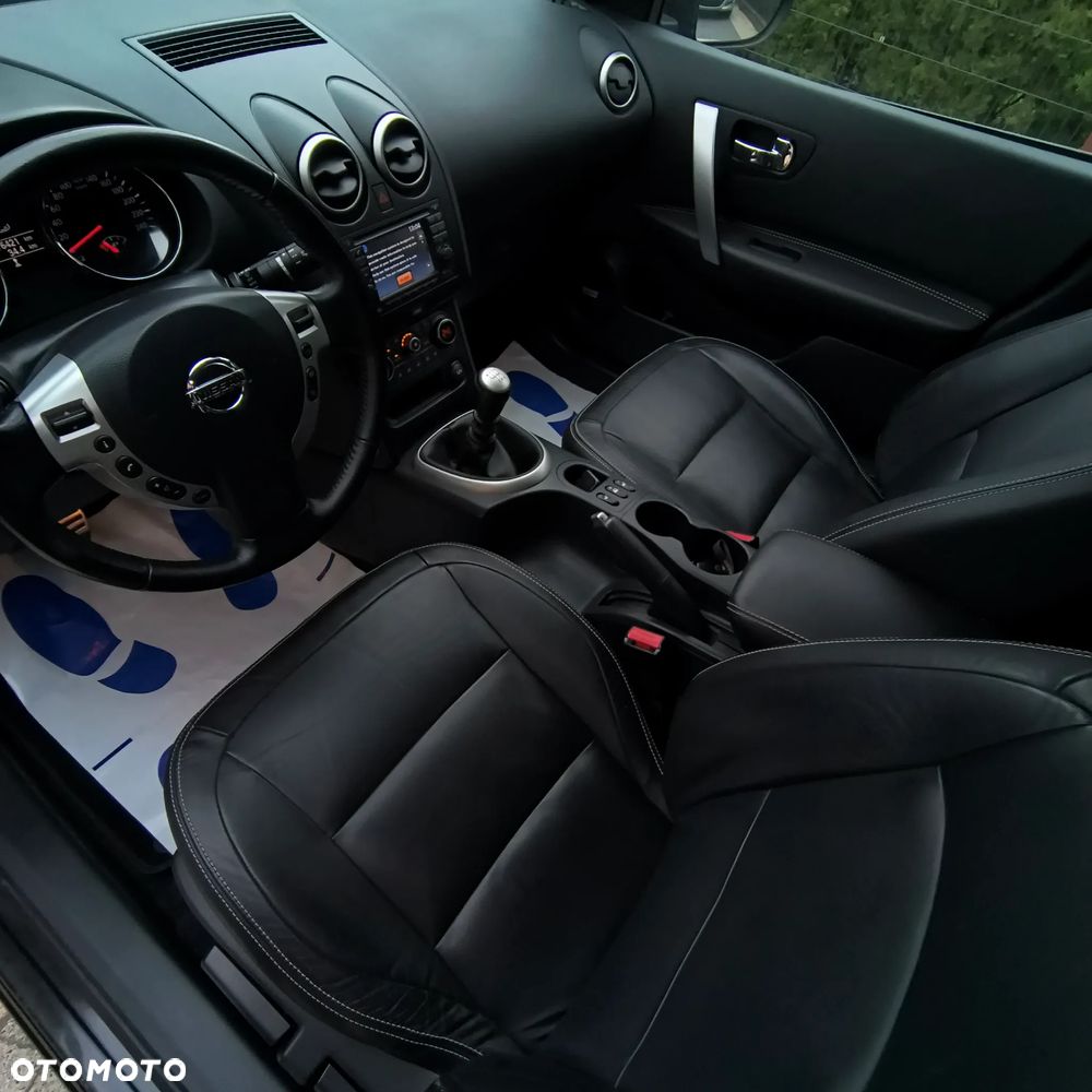 Nissan Qashqai+2 2.0 360 - 15