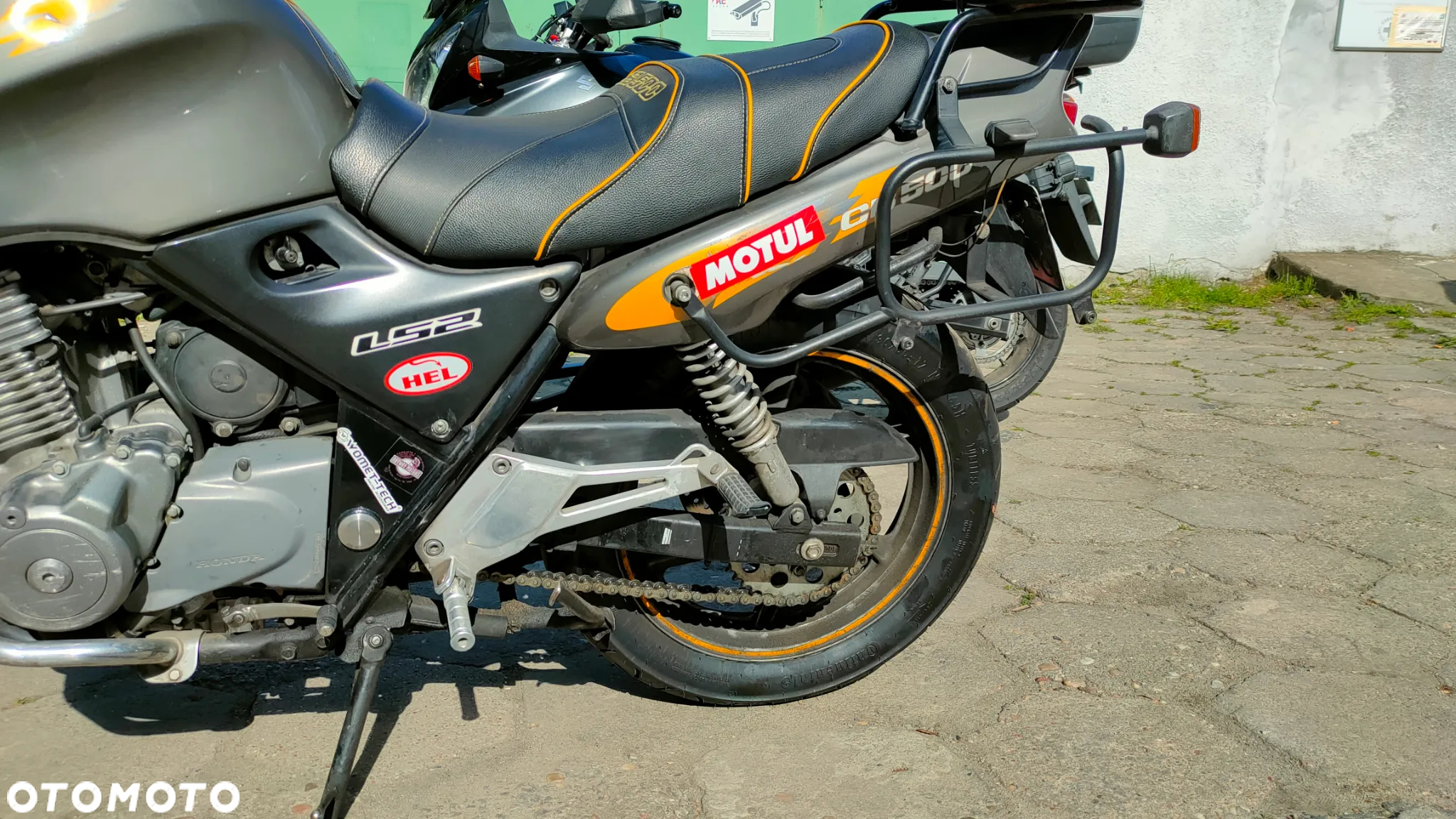 Honda CB - 11