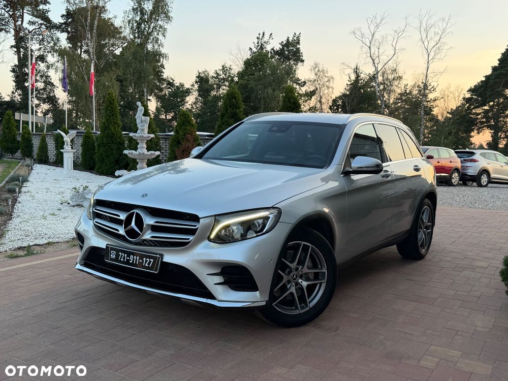 Mercedes-Benz GLC 220 d 4Matic 9G-TRONIC Exclusive - 4