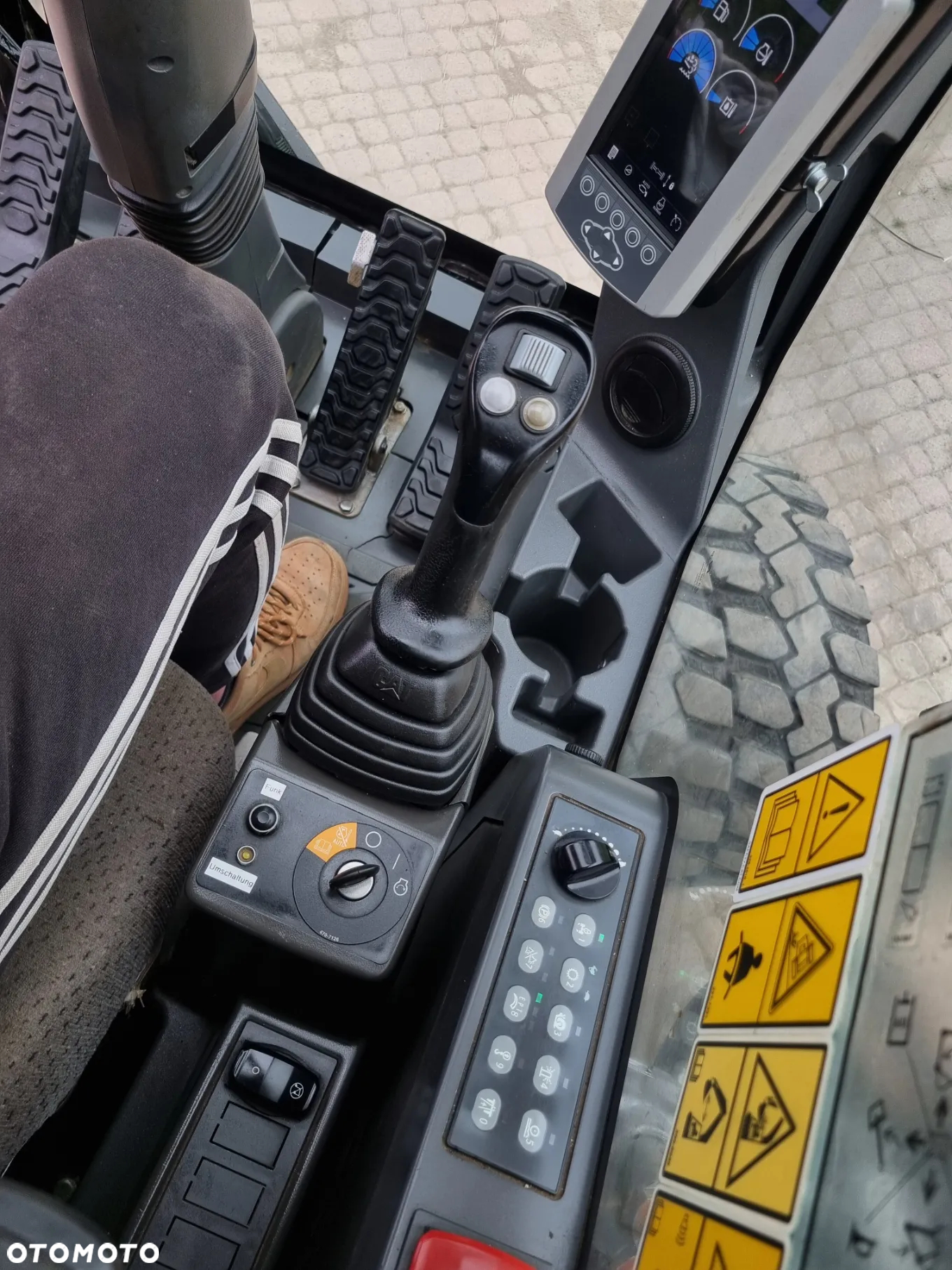 Caterpillar M317F Koparka Gąsienicowa 19 ton z Głowicą Obrotowo-Uchylną Steelwrist X20 Jak Nowa Z Norwegii - 27