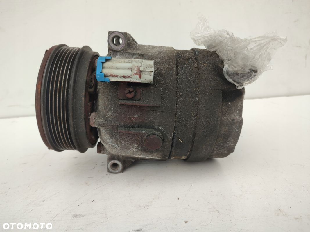 Sprężarka klimatyzacji OPEL VECTRA C LIFT 1.9CDTI 13265616 - 1