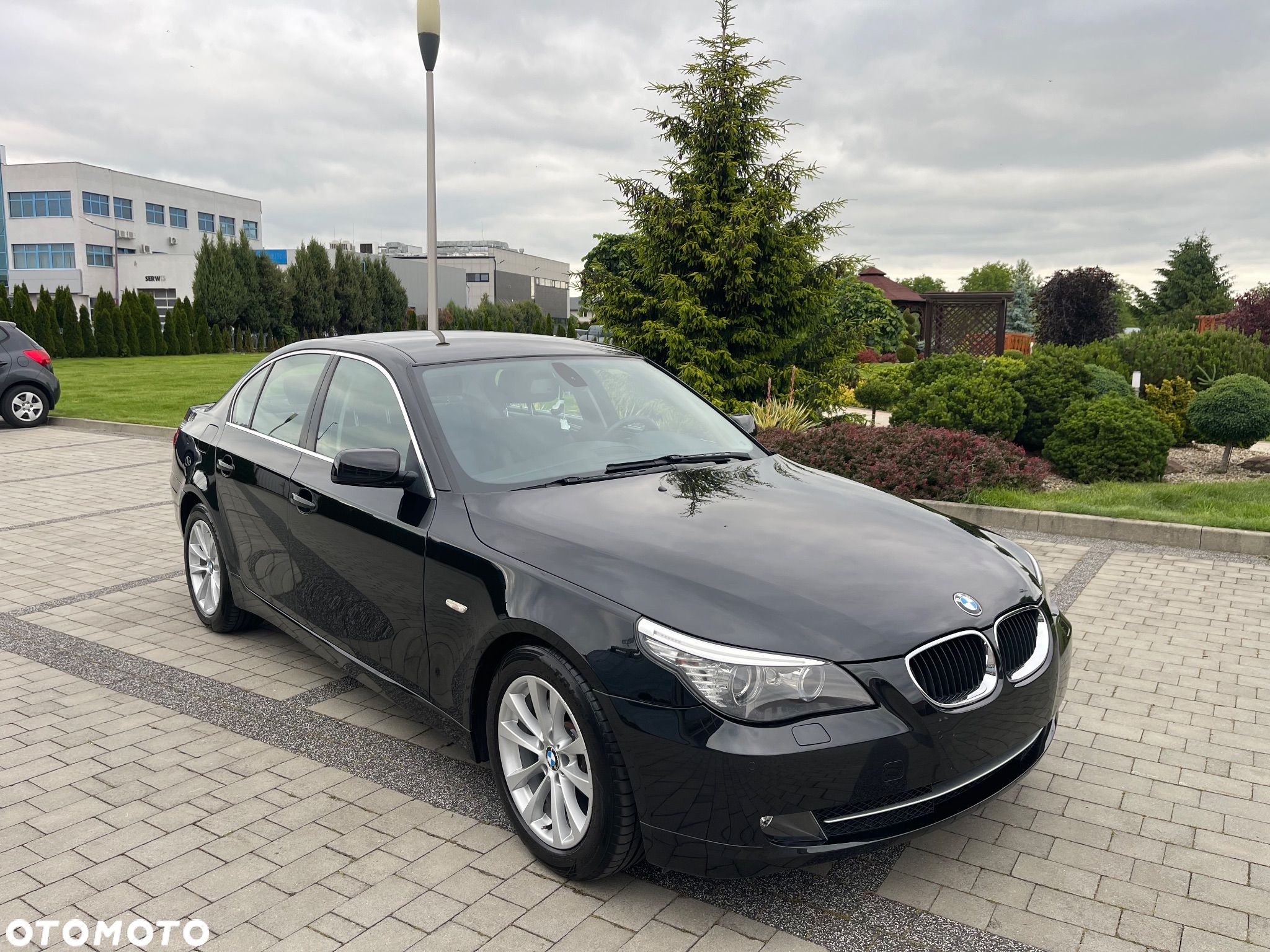 BMW Seria 5 520d Edition Exclusive - 1