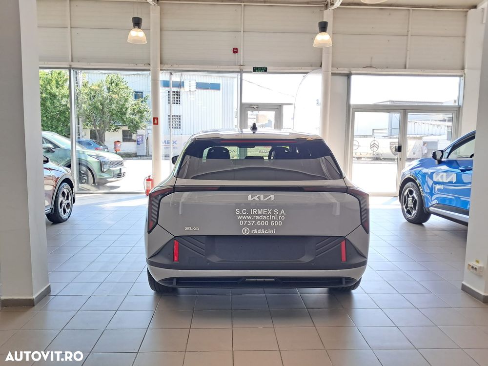 KIA EV4 2025 — imagine 6