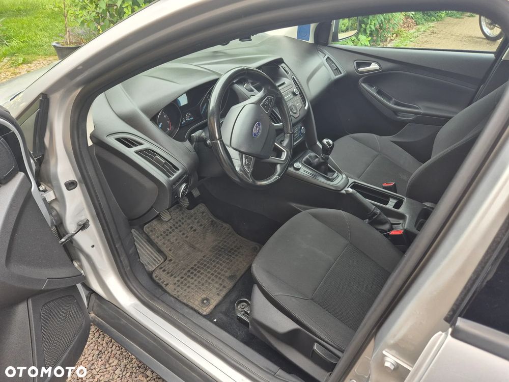 Ford Focus 1.6 Trend - 11