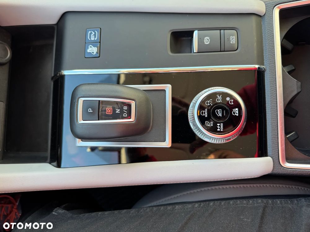 Mitsubishi Outlander 2.4 4WD Top - 21