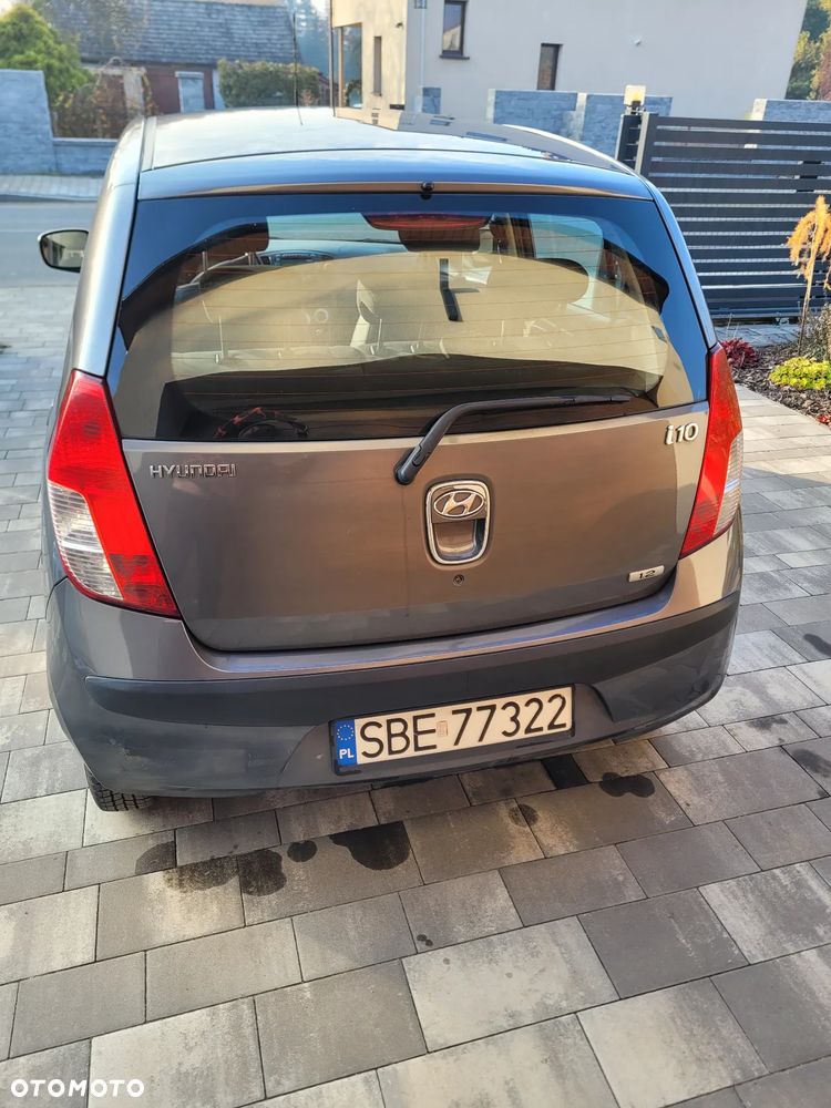 Hyundai i10 - 10
