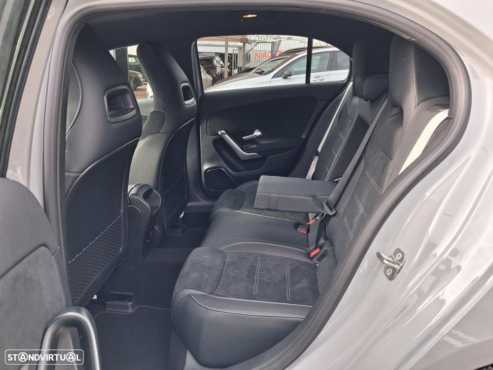 Mercedes-Benz A 180 - 12