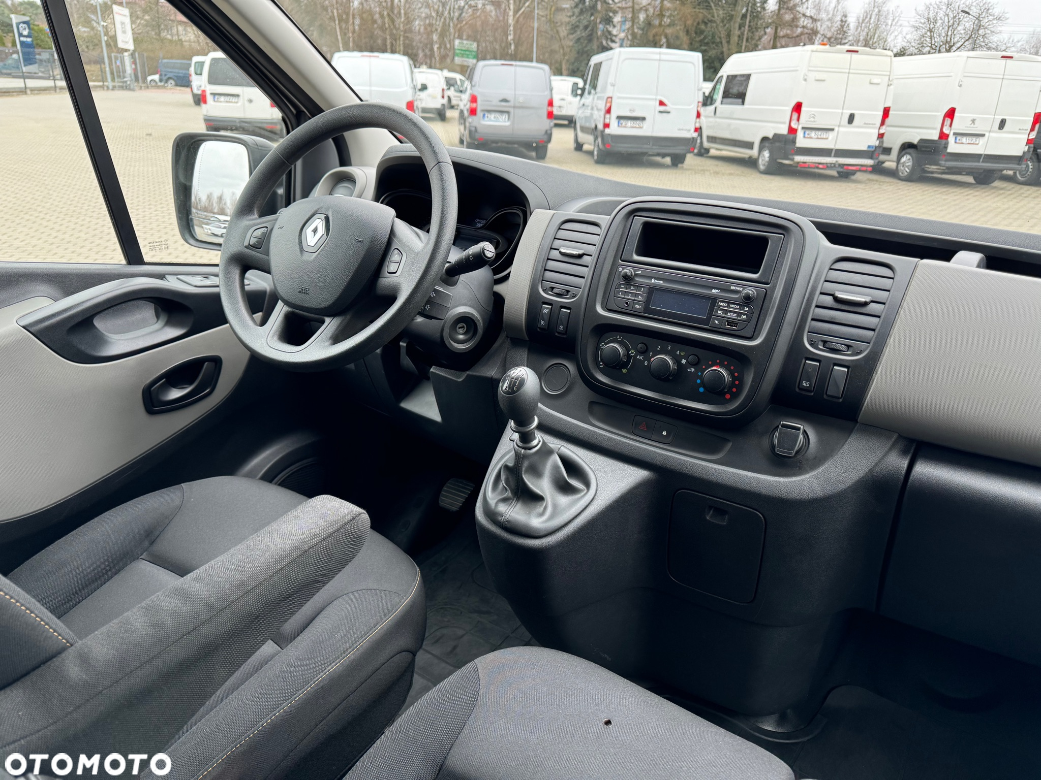 Renault Trafic Grand Passenger 2,9t Pack Clim - 27