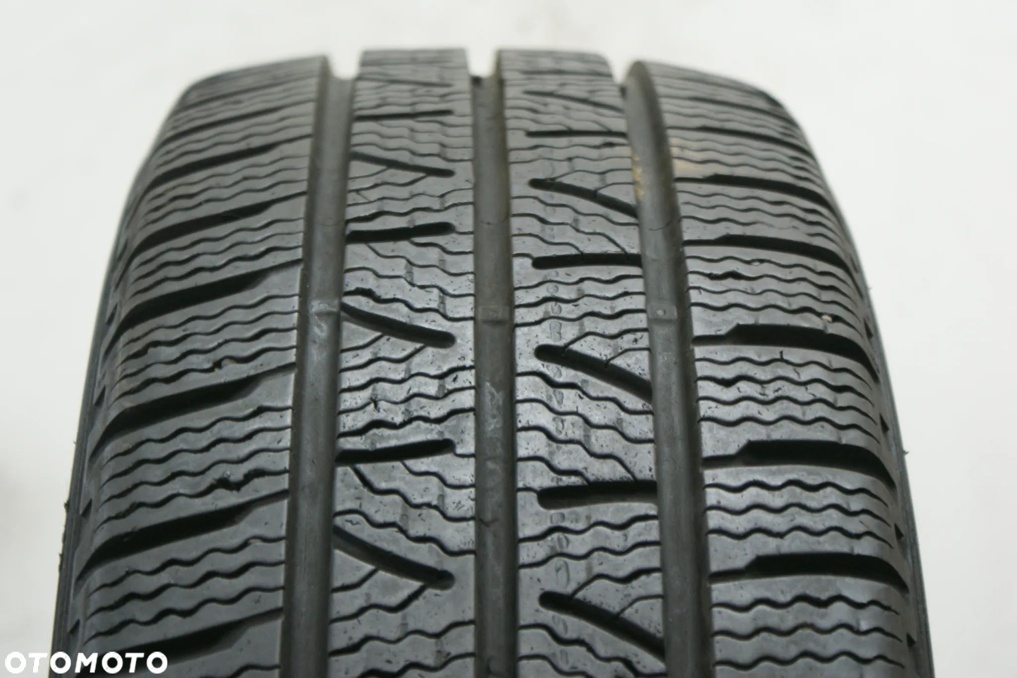 215/70R15C PIRELLI CARRIER WINTER , 8,5mm - 1