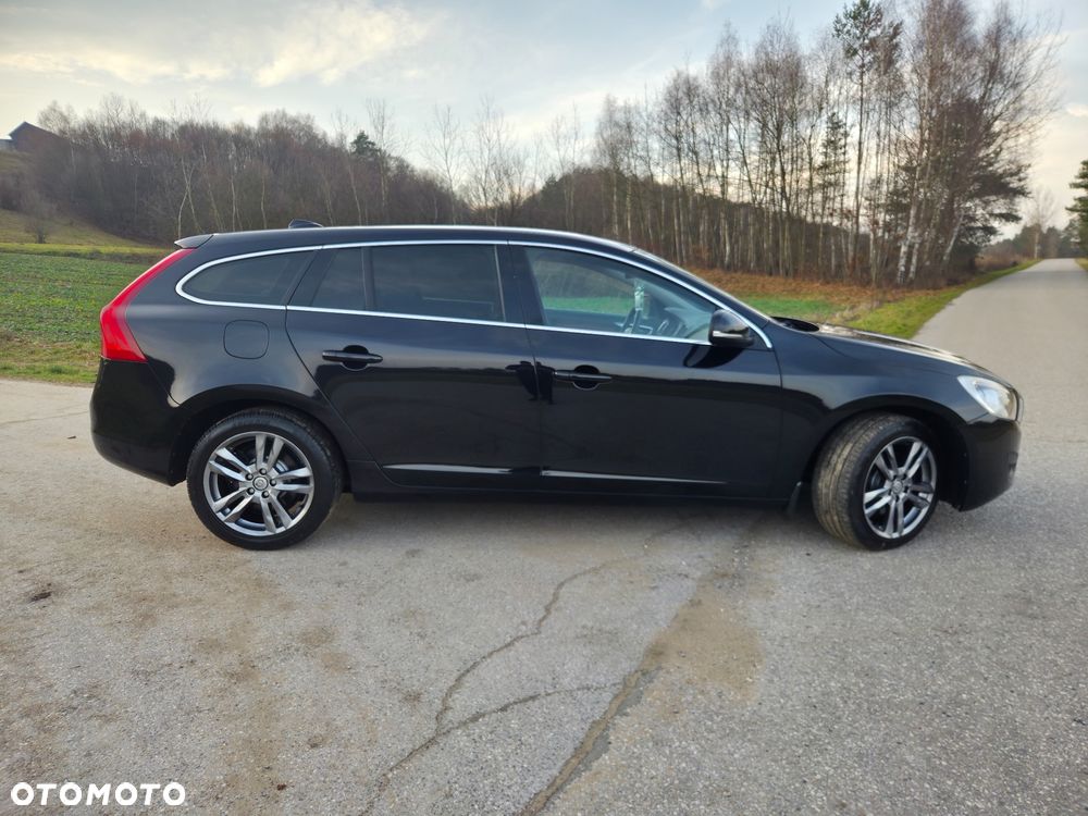 Volvo V60 D3 Geartronic Momentum - 4