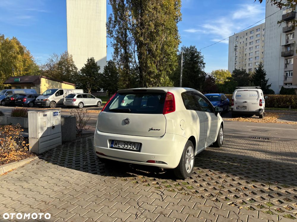 Fiat Grande Punto 1.4 8V Active - 12