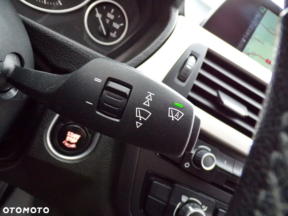 BMW Seria 3 320d - 19