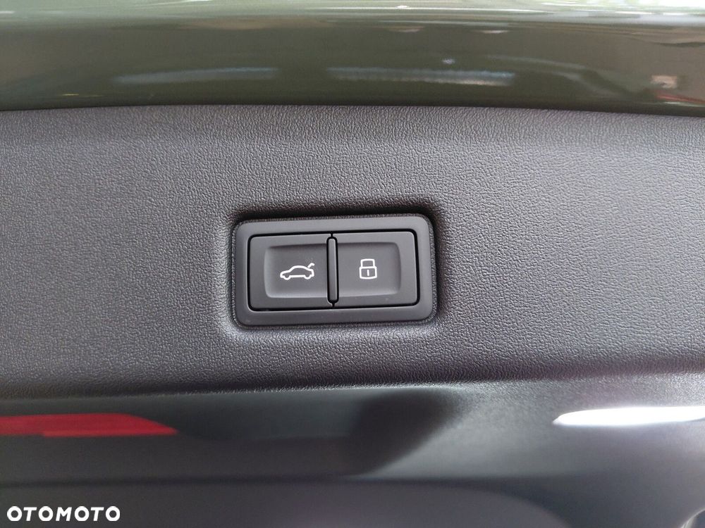 Audi Q5 Sportback - 25