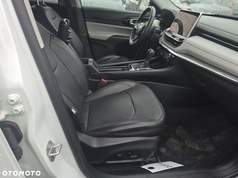 Jeep Compass - 8