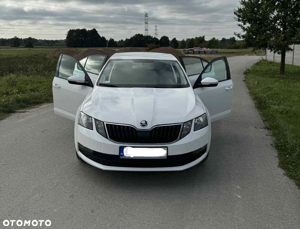 Skoda Octavia 1.6 TDI Active - 4