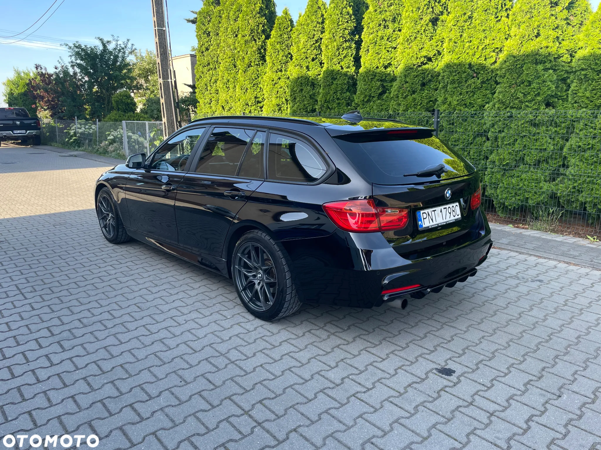 BMW Seria 3 320i - 16