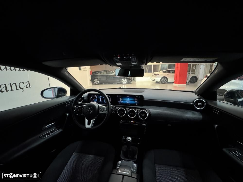 Mercedes-Benz CLA 180 d Style - 40