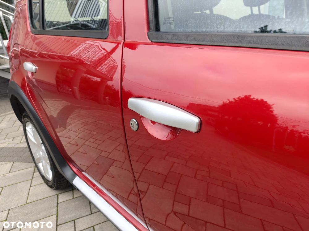 Dacia Sandero Stepway 1.6 - 17