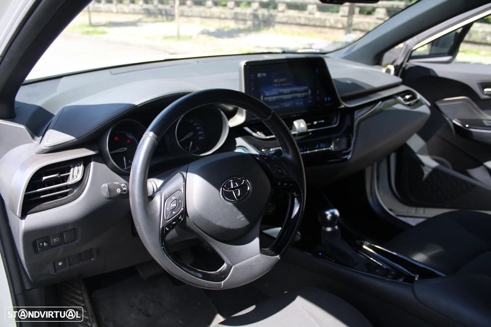 Toyota C-HR 1.8 Hybrid Comfort - 9