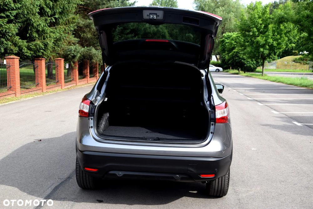 Nissan Qashqai 1.6 DIG-T N-Connecta - 7