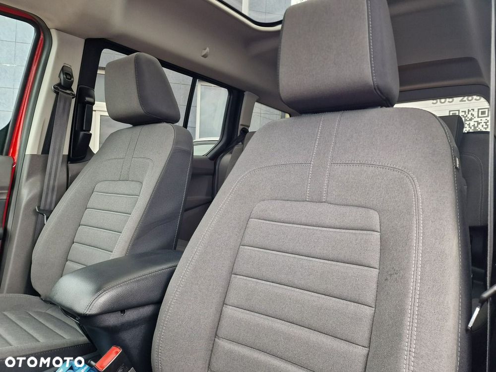 Ford Tourneo Connect Grand - 19