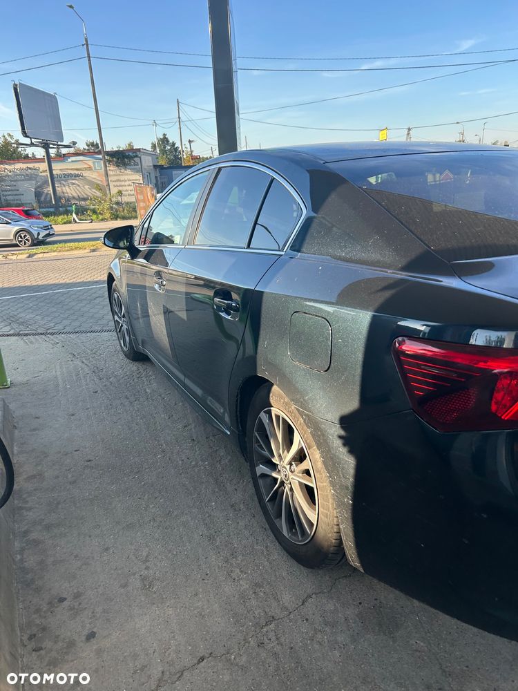 Toyota Avensis 1.8 Sol MS - 7