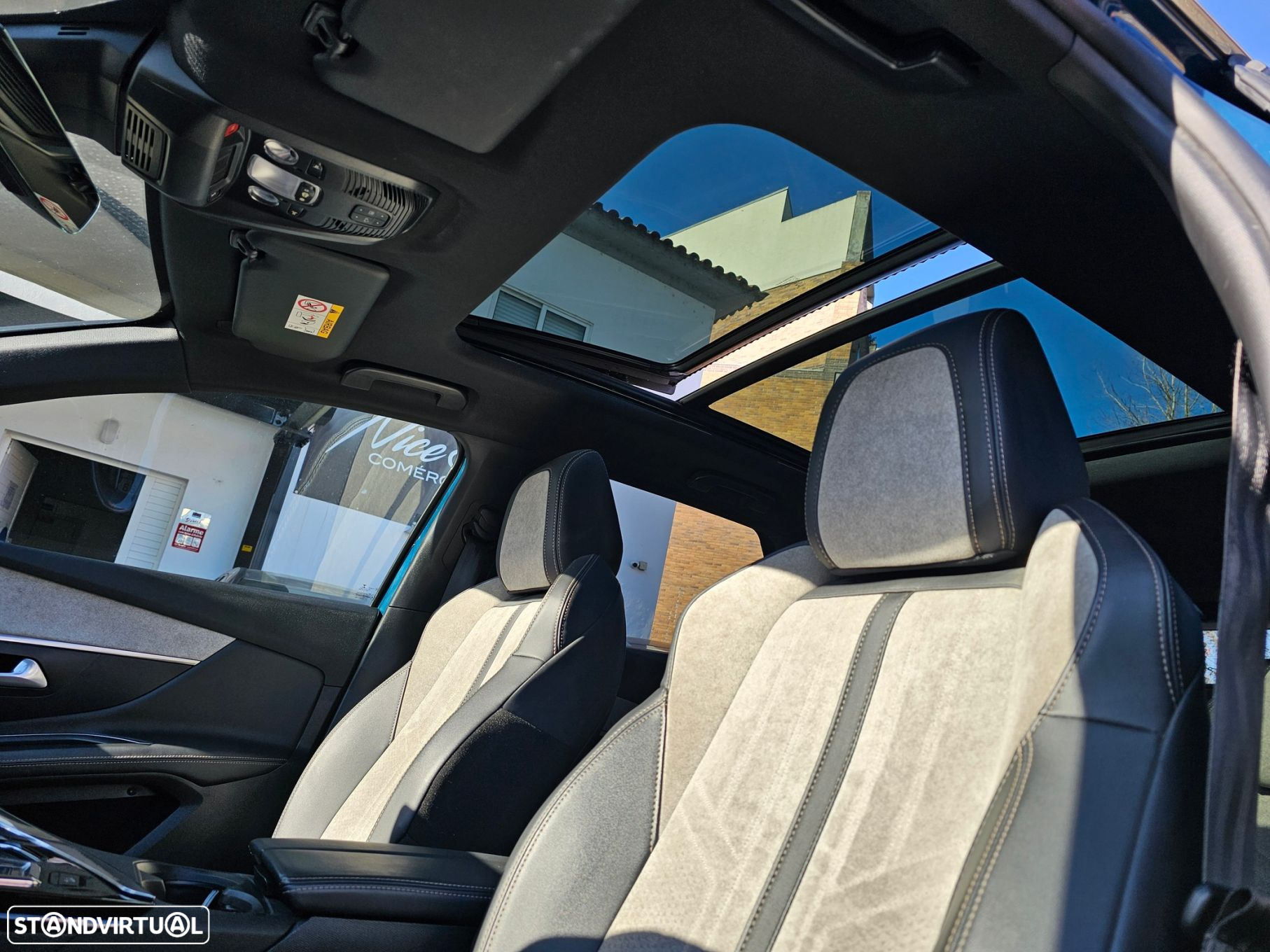 Peugeot 3008 1.6 Hybrid4 GT e-EAT8 - 5