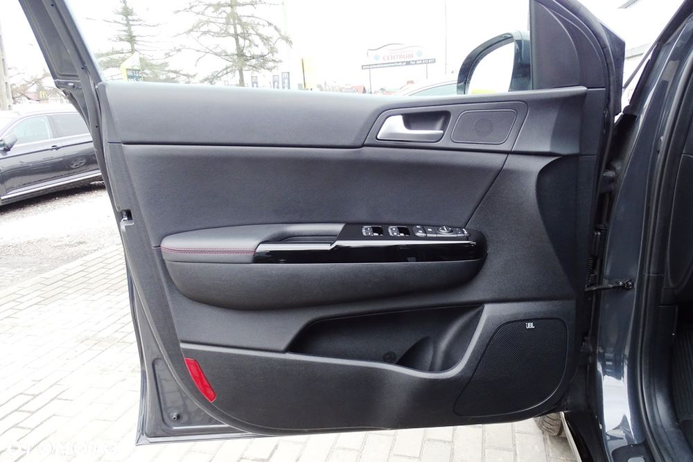 Kia Sportage 2.0 CRDI AWD Eco-Dynamics+ (48V M-H) GT LINE - 17
