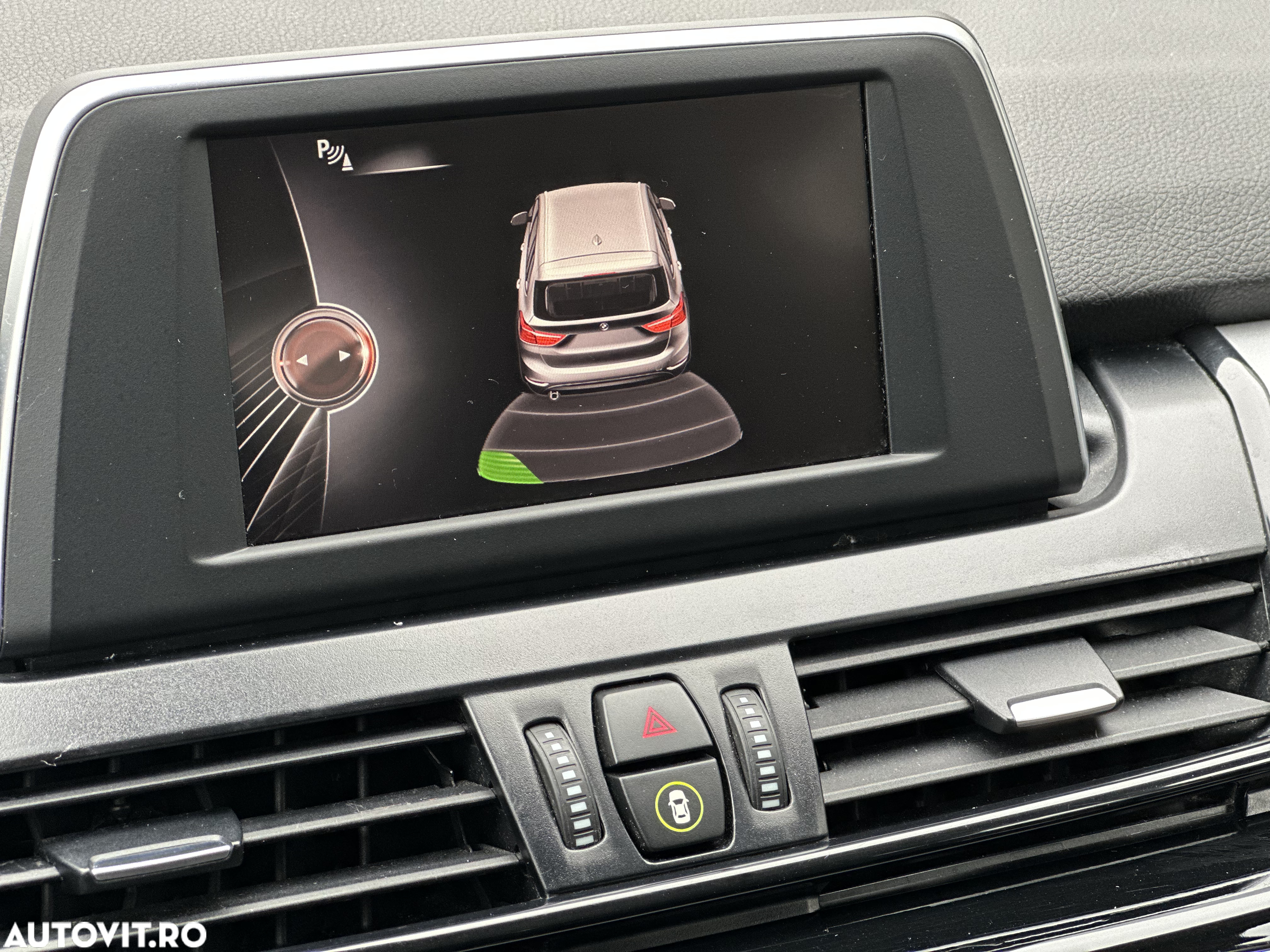 BMW Seria 2 218d Standard - 12