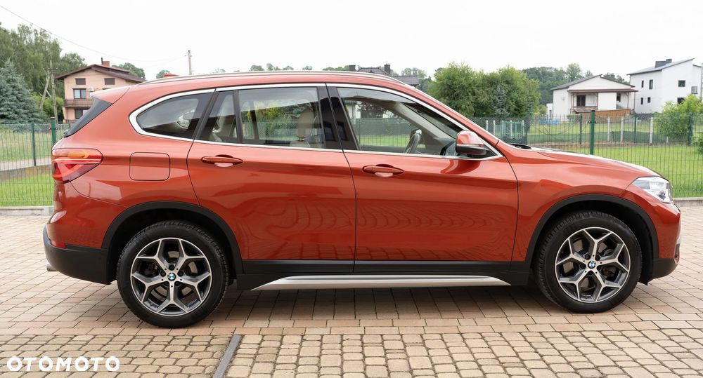 BMW X1 xDrive20d Sport Line - 11
