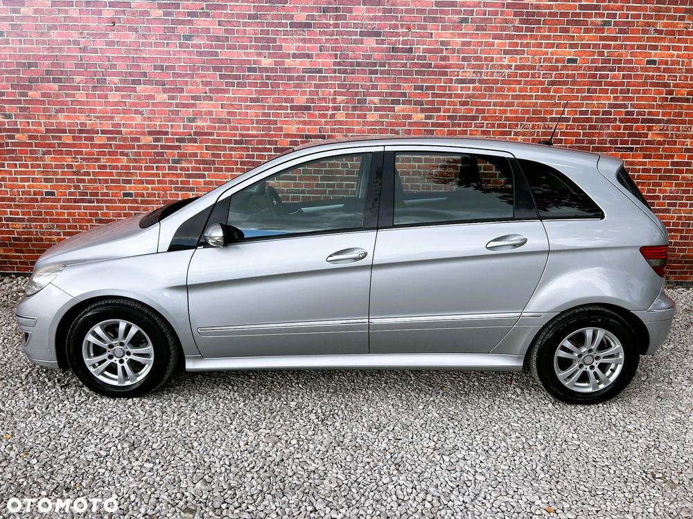 Mercedes-Benz Klasa B - 40