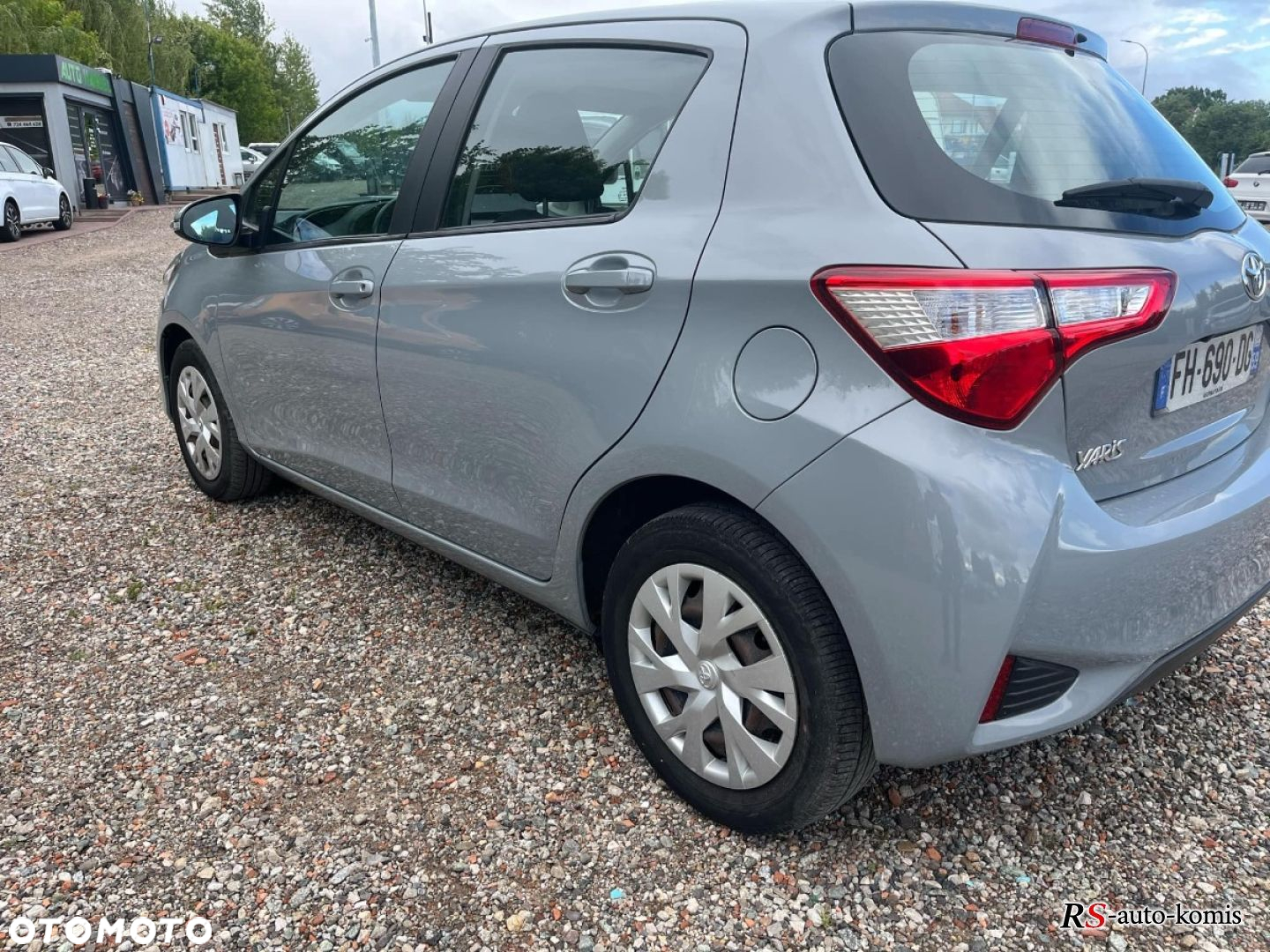 Toyota Yaris - 8