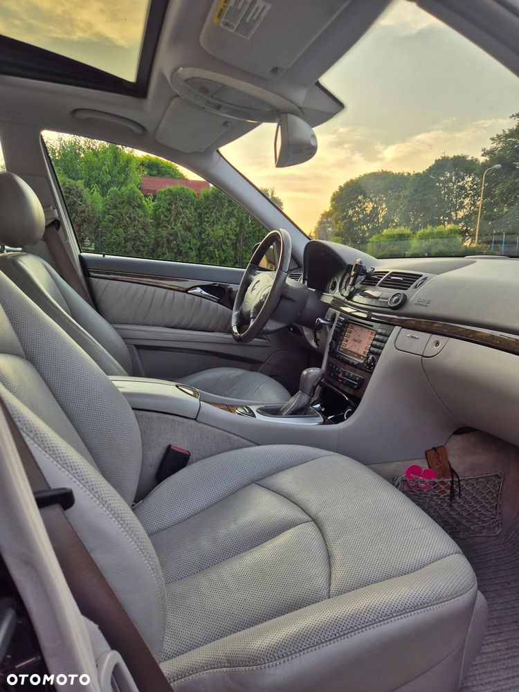 Mercedes-Benz Klasa E 500 7G-TRONIC Avantgarde - 20