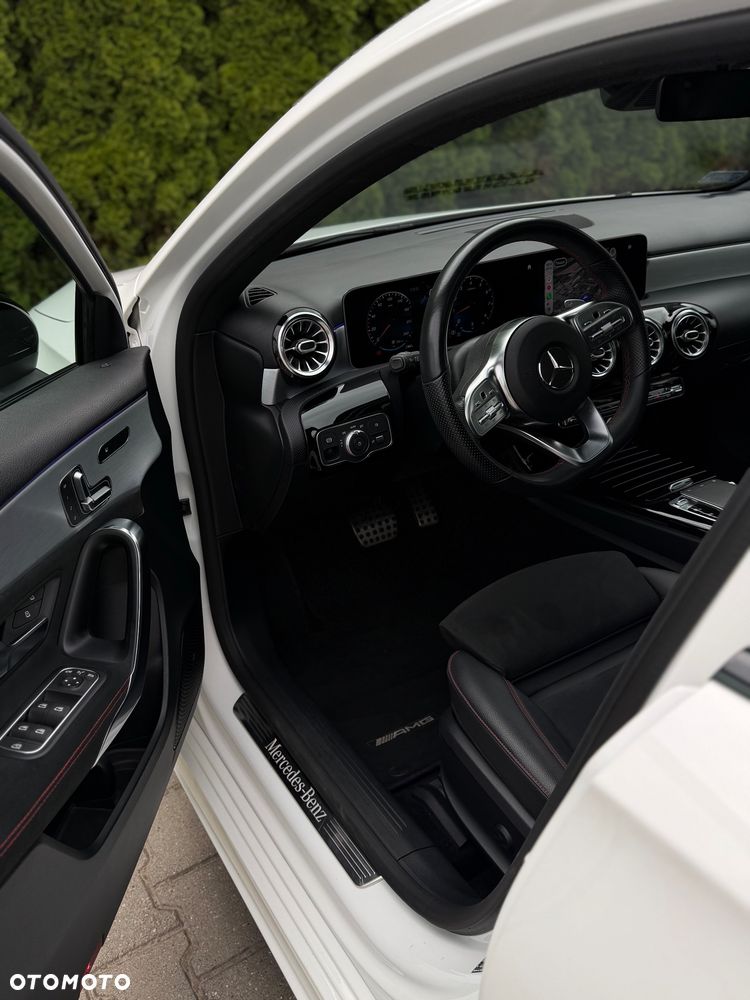 Mercedes-Benz Klasa A 200 AMG Line 7G-DCT - 25