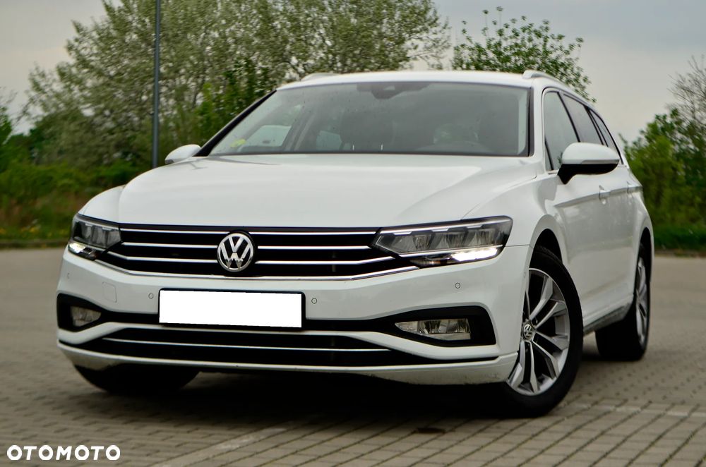 Volkswagen Passat - 2