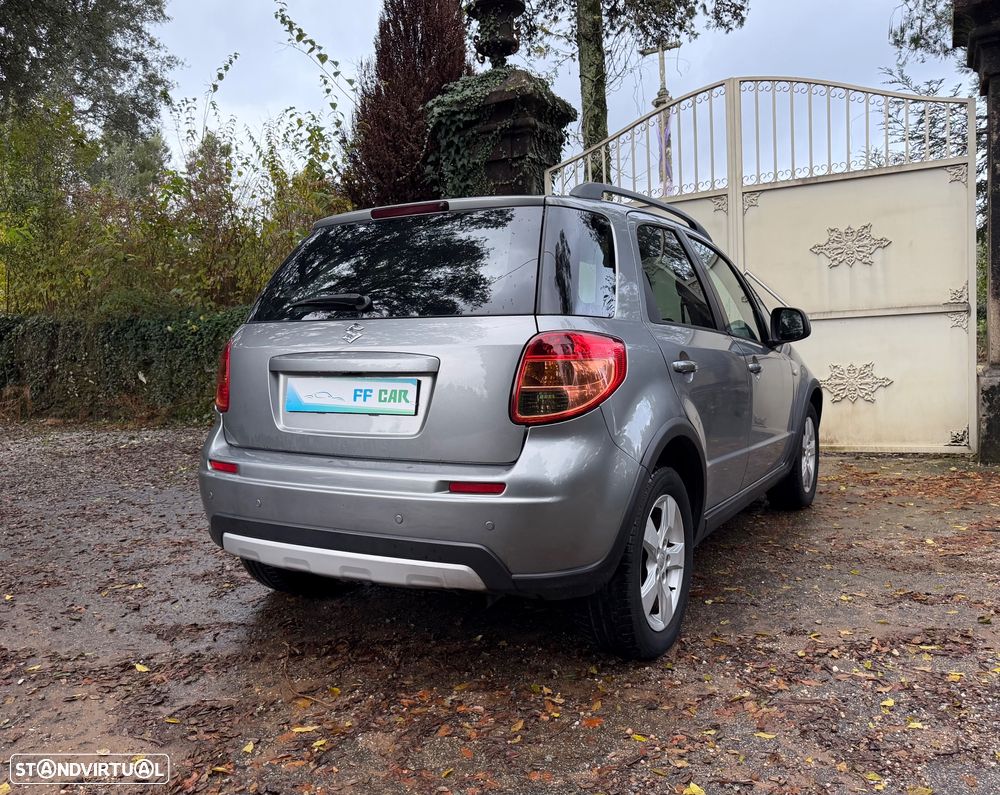 Suzuki SX4 1.6 DDiS GL Outdoor Line - 2