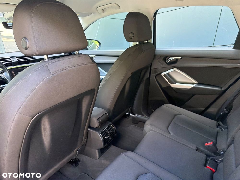 Audi Q3 35 TDI S tronic - 18