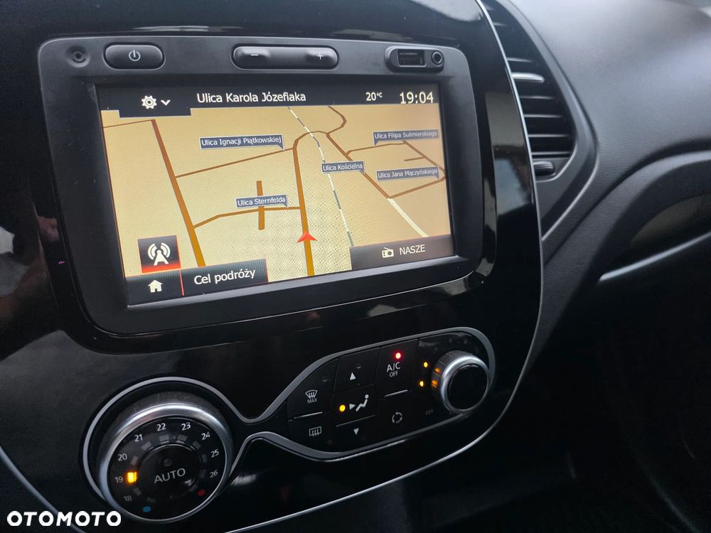 Renault Captur - 31