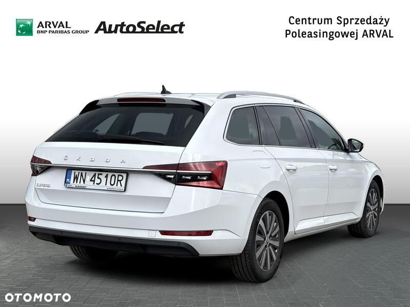 Skoda Superb 2.0 TDI SCR Style DSG - 6