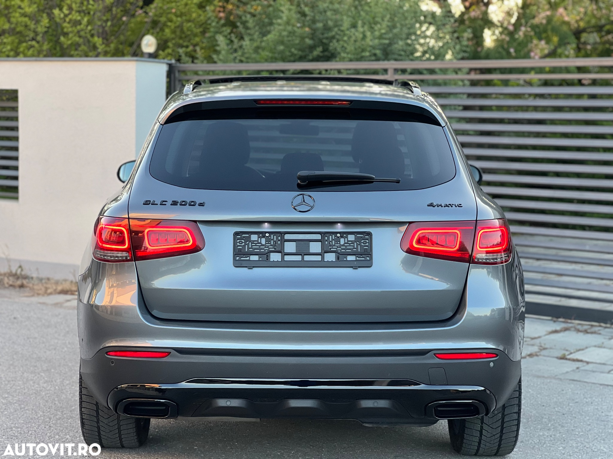 Mercedes-Benz GLC 200 d 4Matic 9G-TRONIC Exclusive - 14