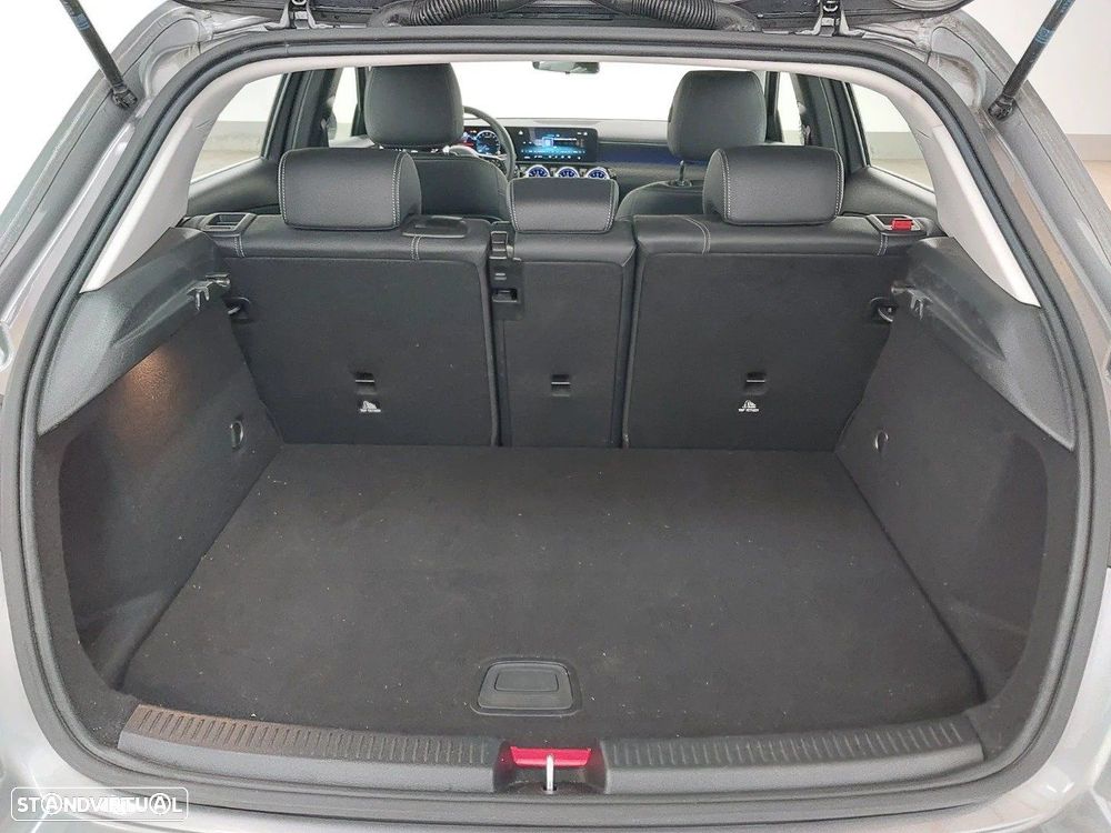 Mercedes-Benz A 250 e Progressive - 10