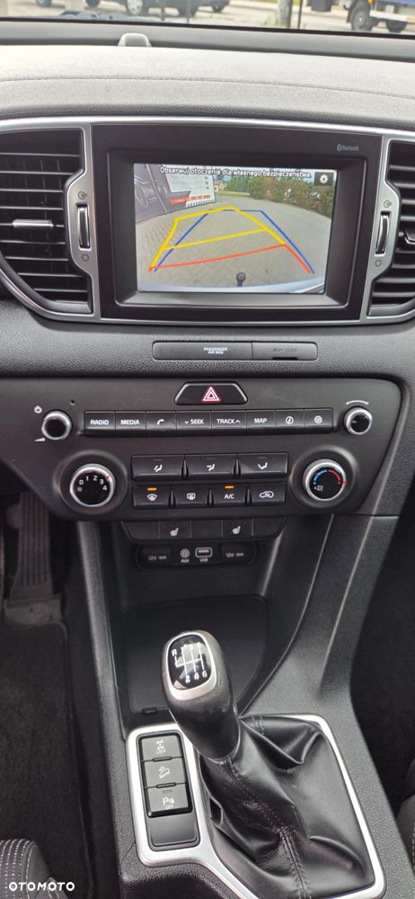 Kia Sportage 1.6 T-GDI AWD VISION - 26