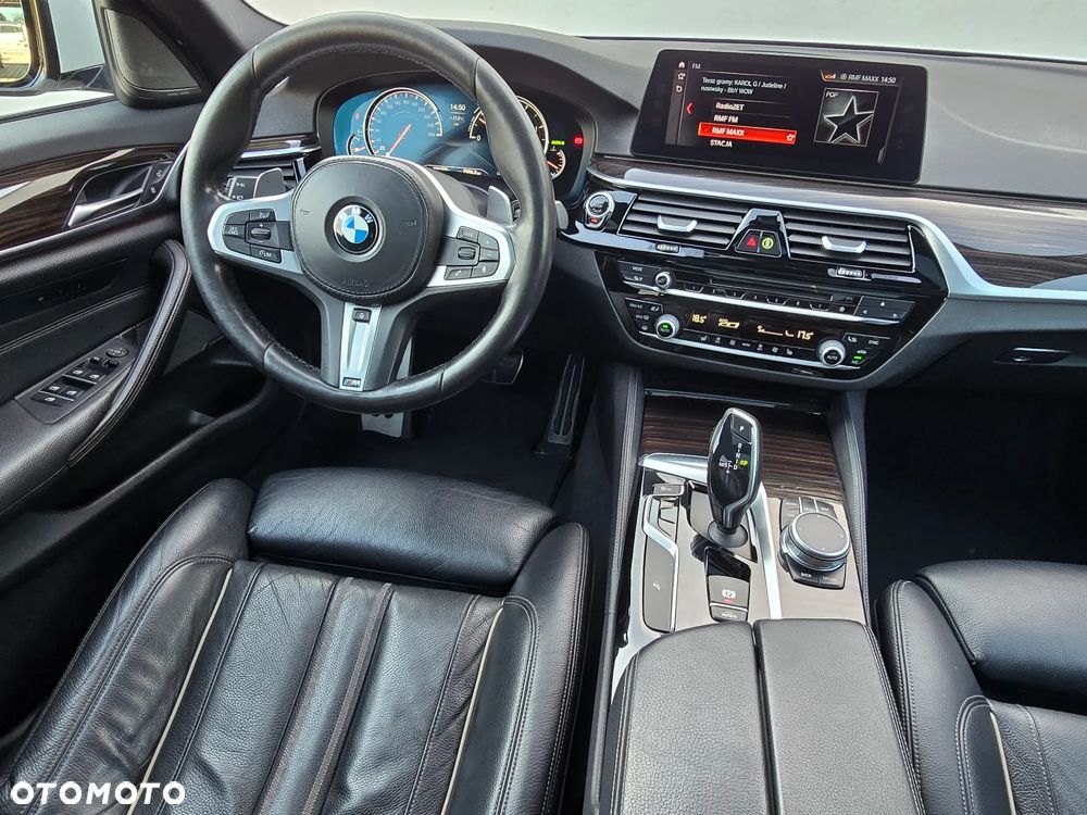 BMW Seria 5 520d xDrive M Sport sport - 10
