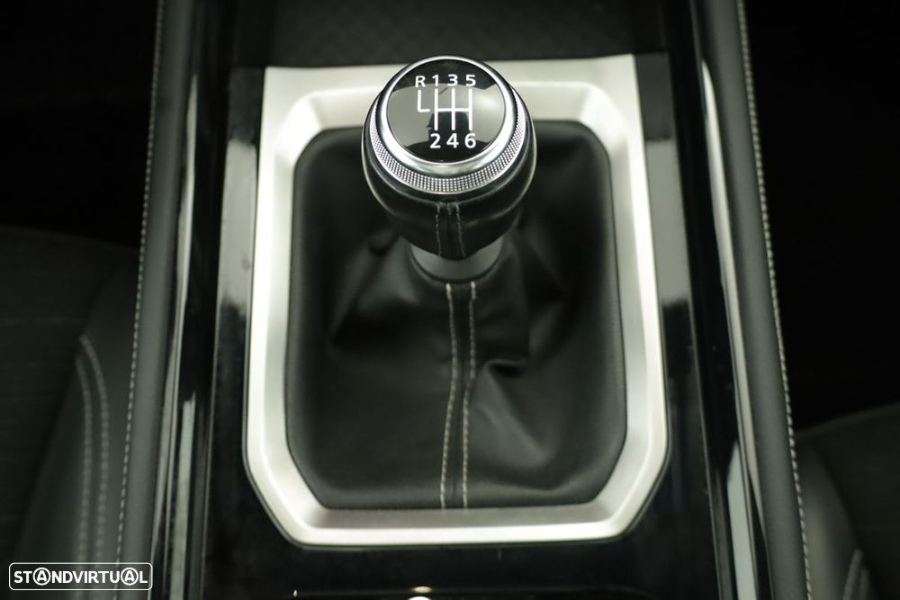 Renault Austral 1.3 Mild Hybrid Techno - 14