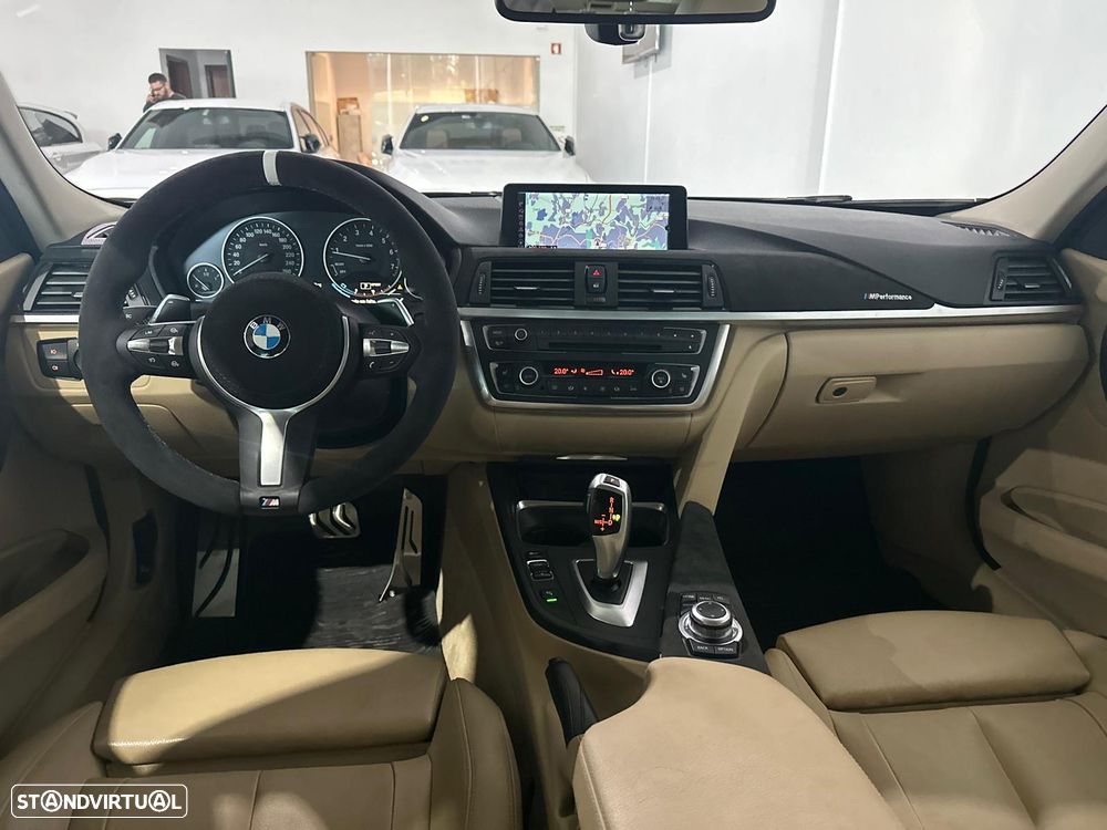BMW 328 i Auto Pack M - 32