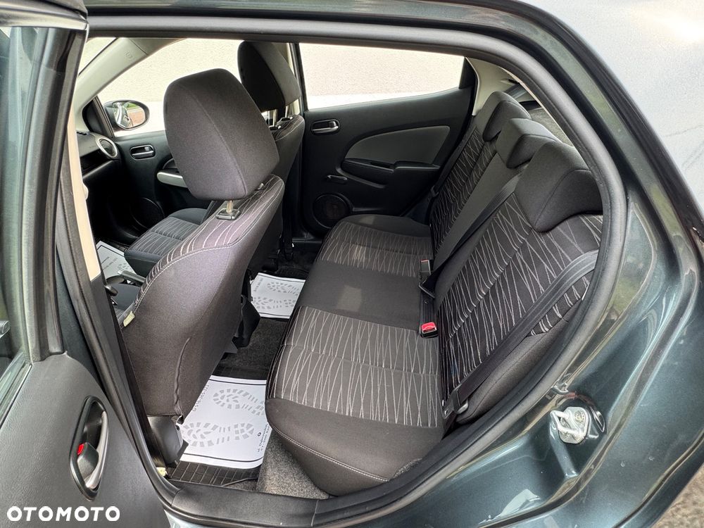 Mazda 2 1.3 Exclusive - 12